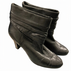 NINE West leather booties